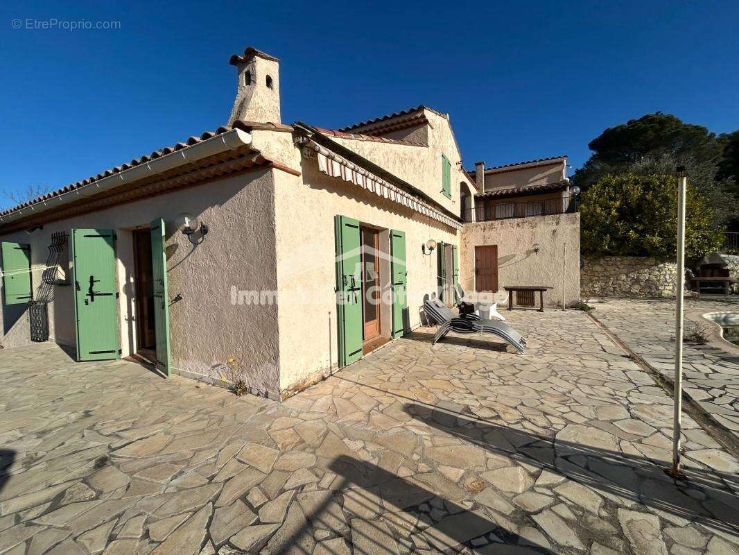 Maison à DRAP