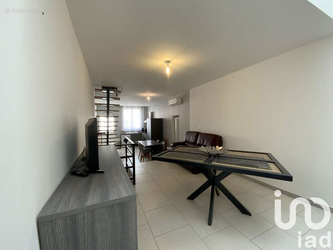 Photo 4 - Maison à TAVERNES