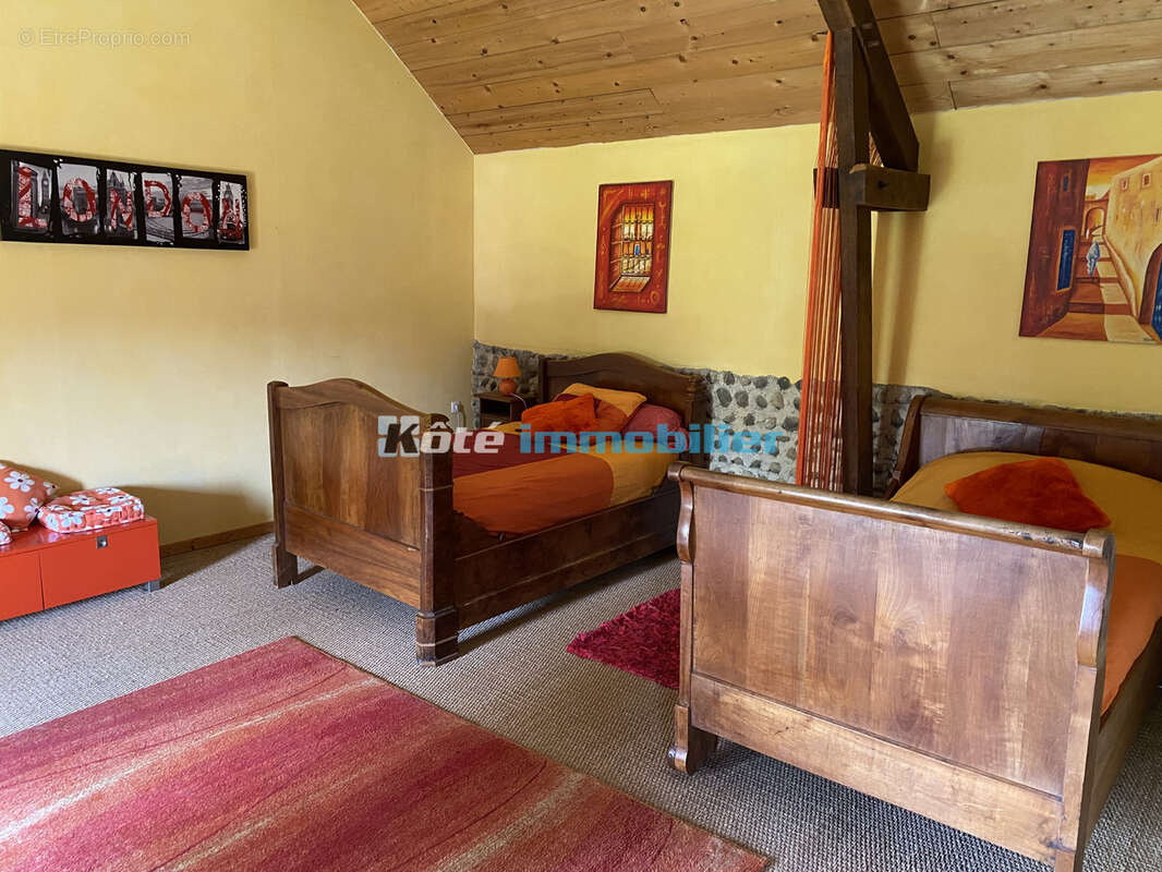Belle longere entierement renovee - photo 15