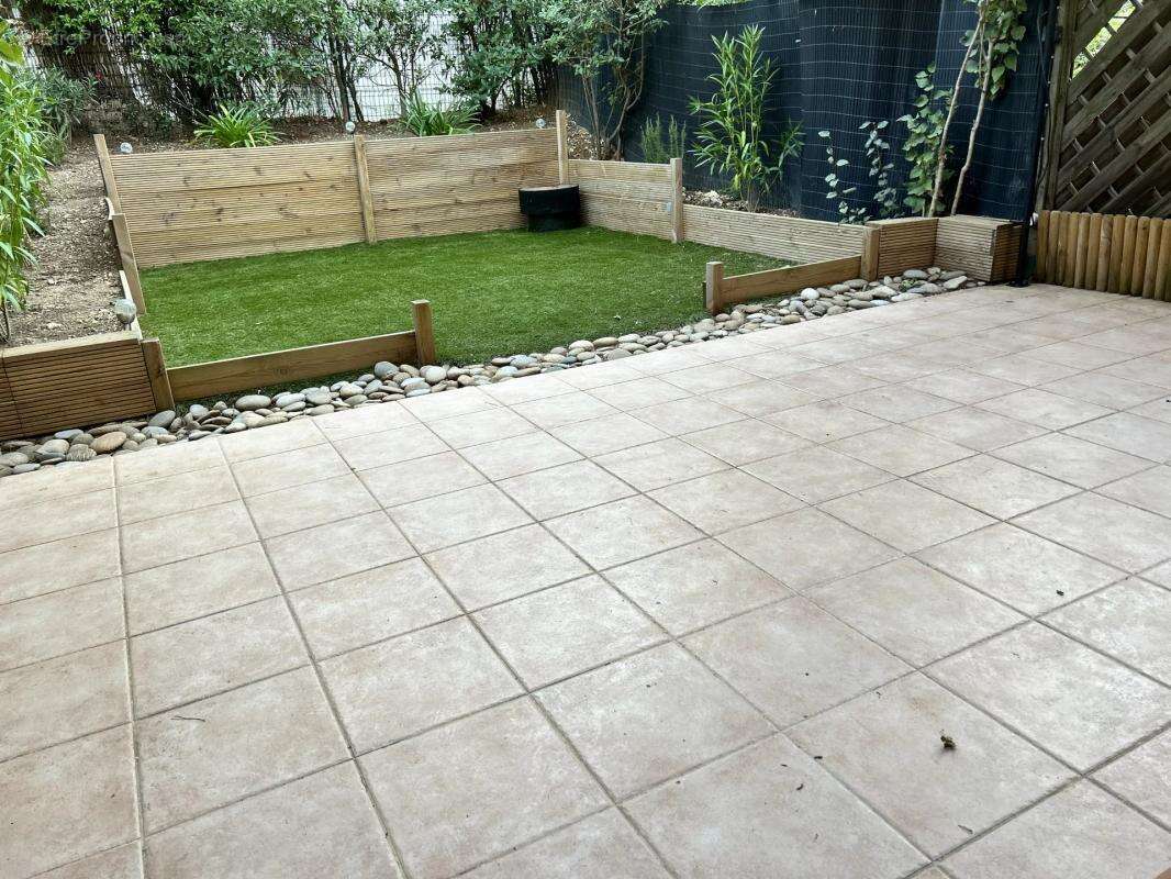 Appartement à MALLEMORT