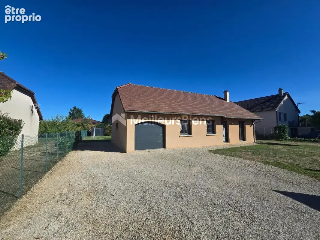 Maison à AUXONNE