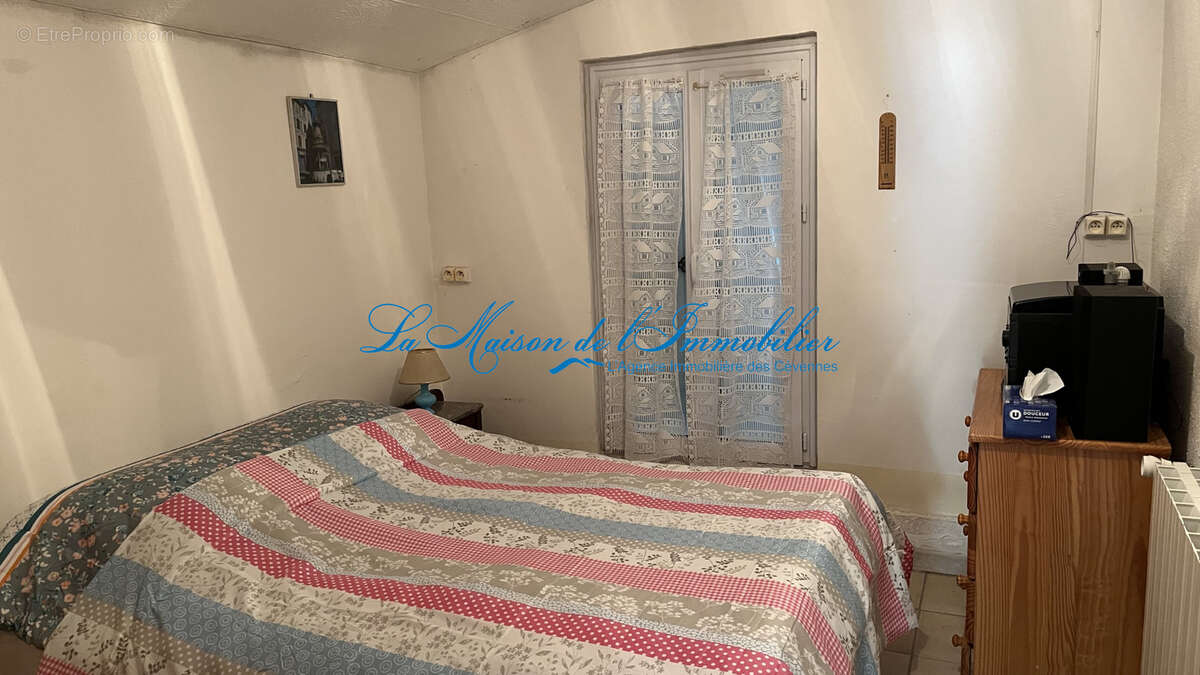St JEAN DU GARD, au coeur des Cevènnes, maison de PP F3/F4 sur 882 m2 de terrain - photo 9