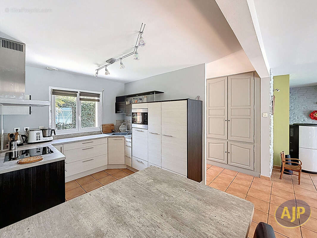 Maison à JOUE-SUR-ERDRE