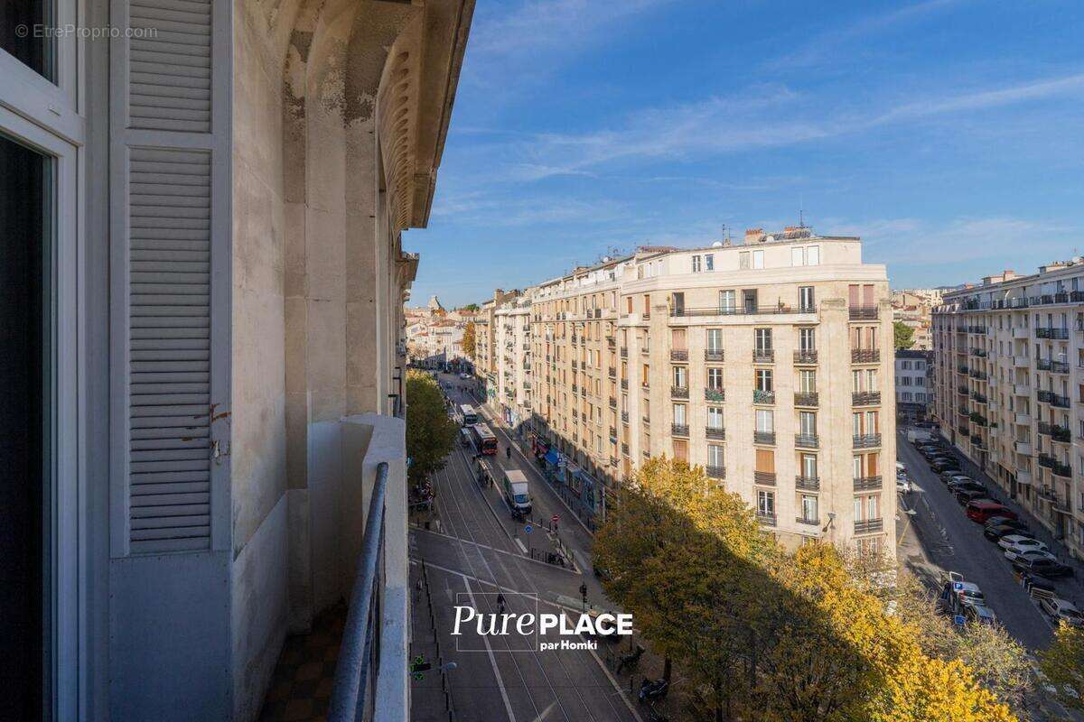 Appartement à MARSEILLE-4E