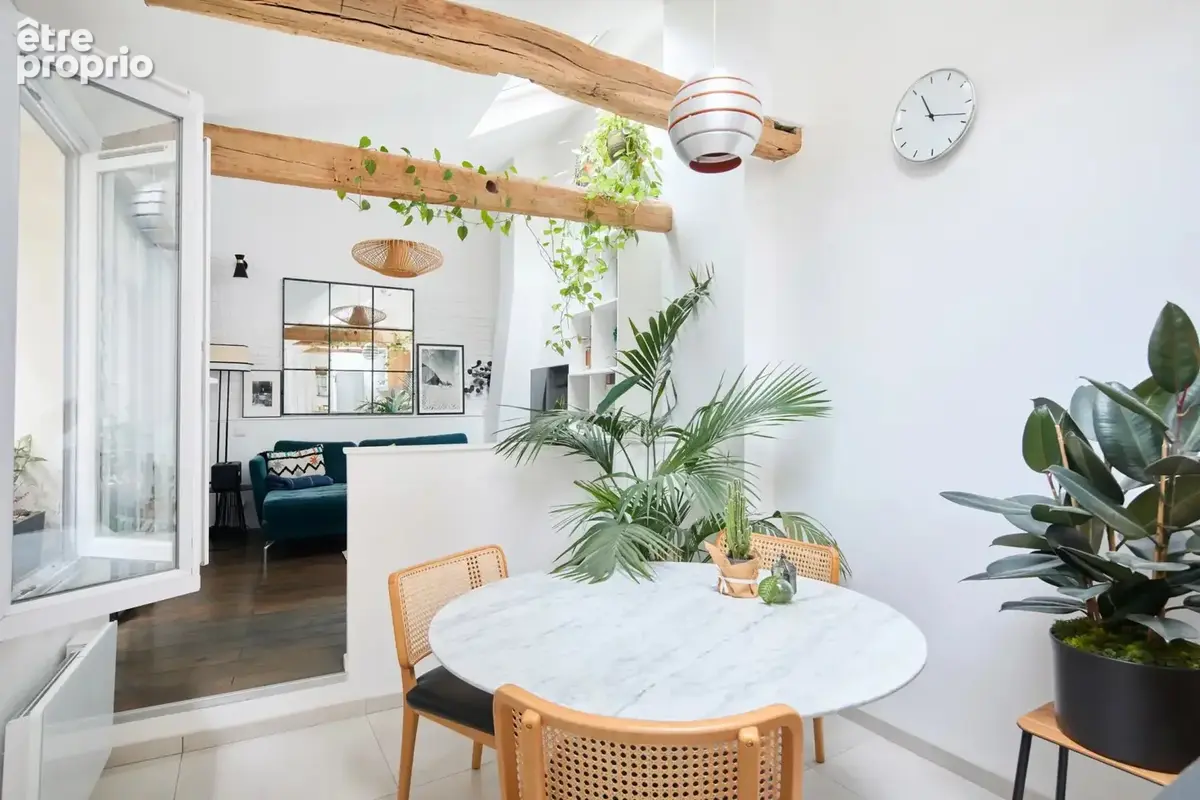 Un pied-à-terre lumineux dans le quartier de l’Odéon - photo 3