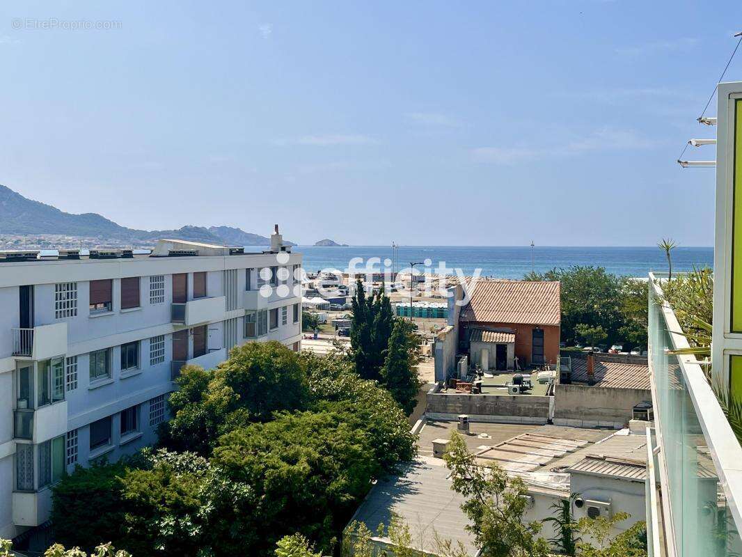 Appartement à MARSEILLE-8E