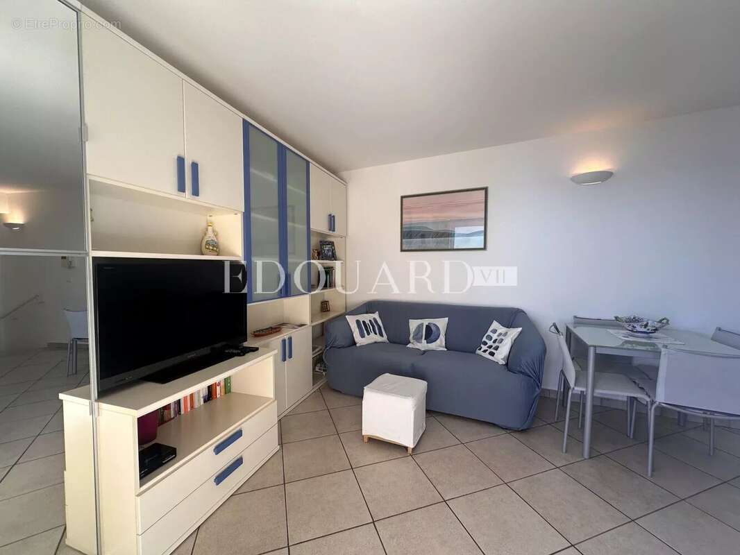Appartement à ROQUEBRUNE-CAP-MARTIN