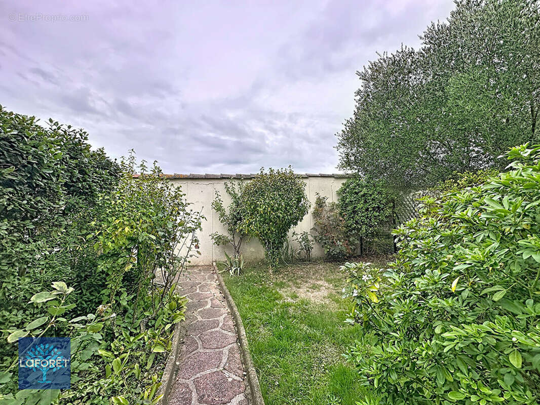 Maison à LE PLESSIS-PATE