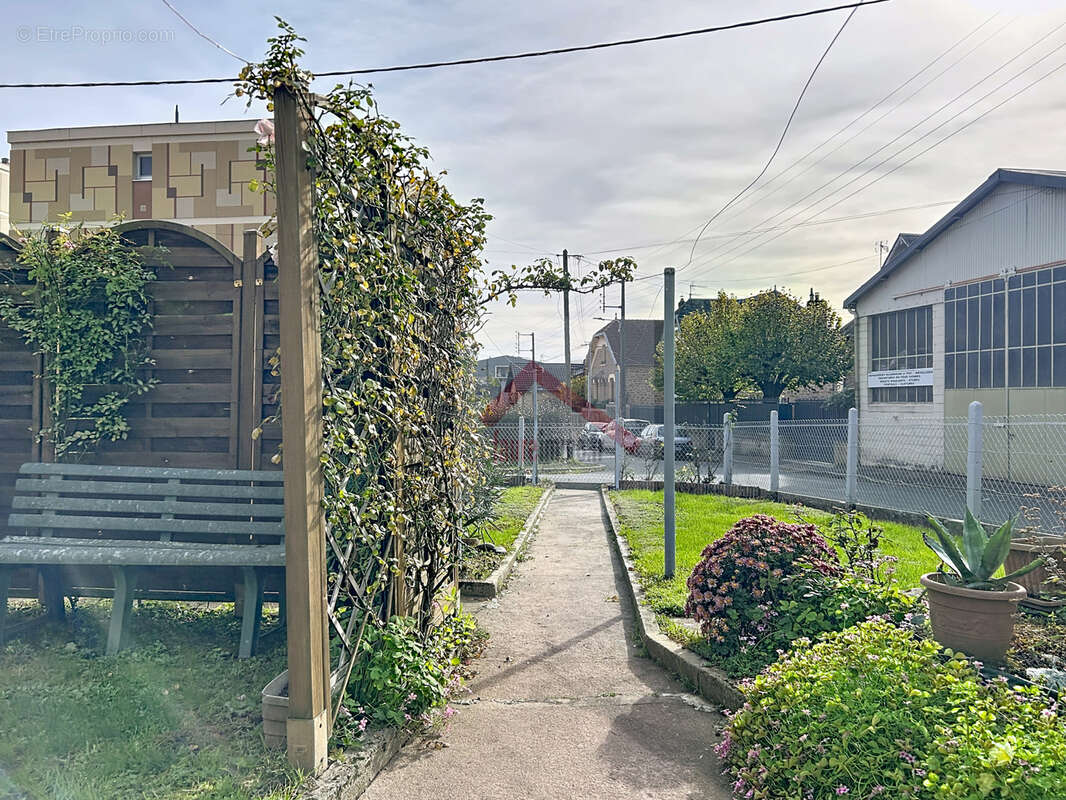 Maison à BRIVE-LA-GAILLARDE
