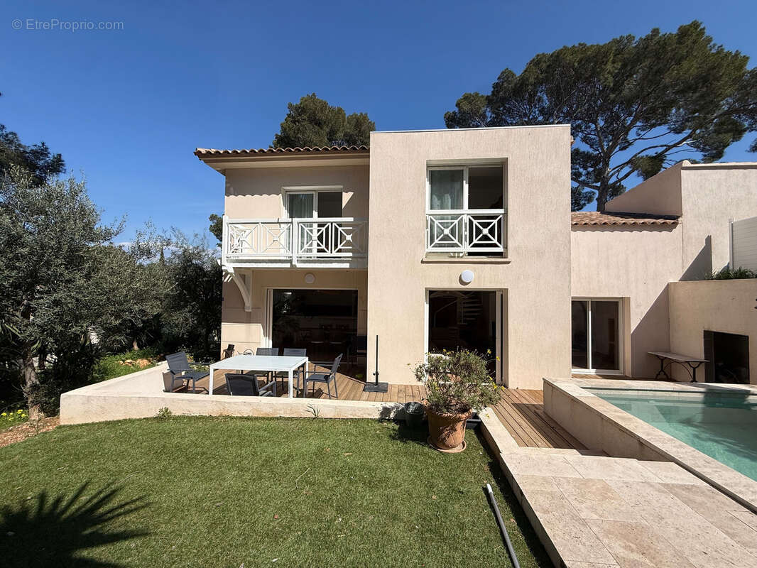 Maison à SANARY-SUR-MER