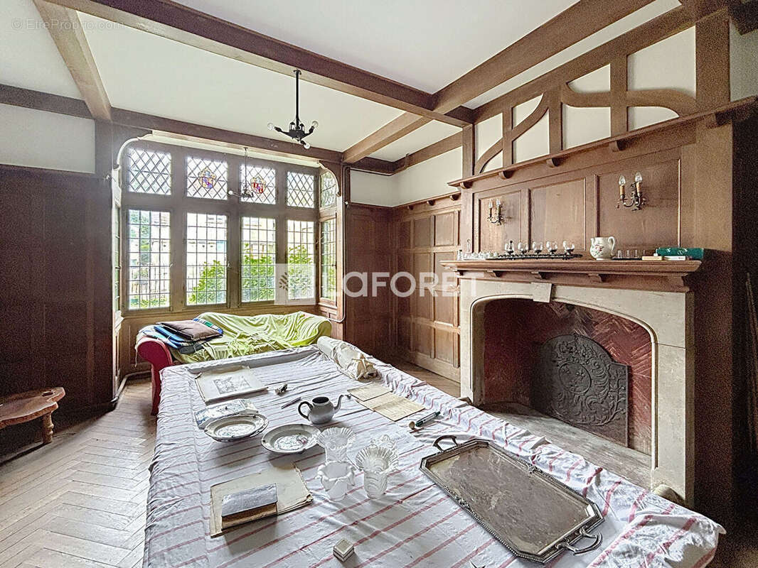 Maison à HAUSSIGNEMONT