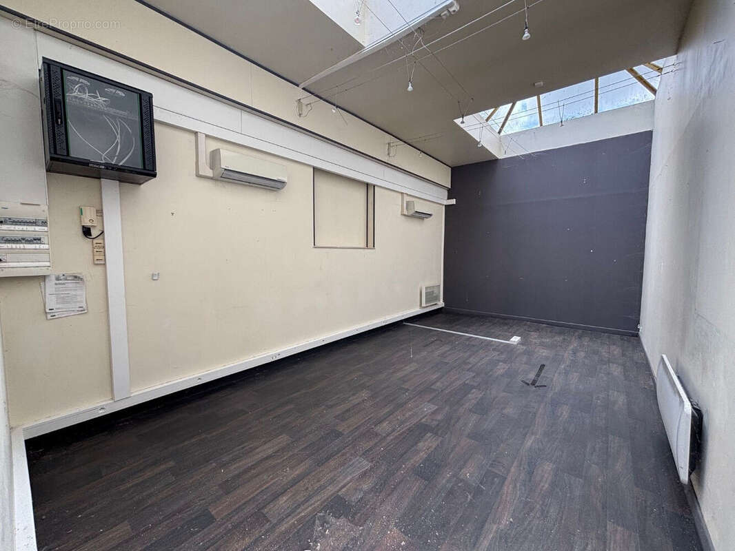 Commerce à FOURCHAMBAULT