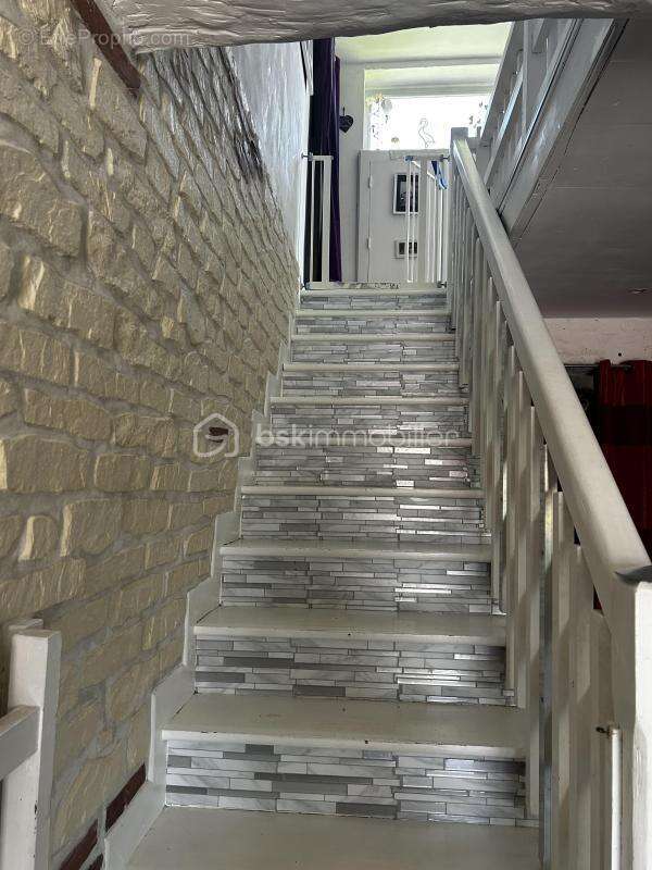 Maison familiale de 148m2 pleine de charme et de potentiel - photo 12