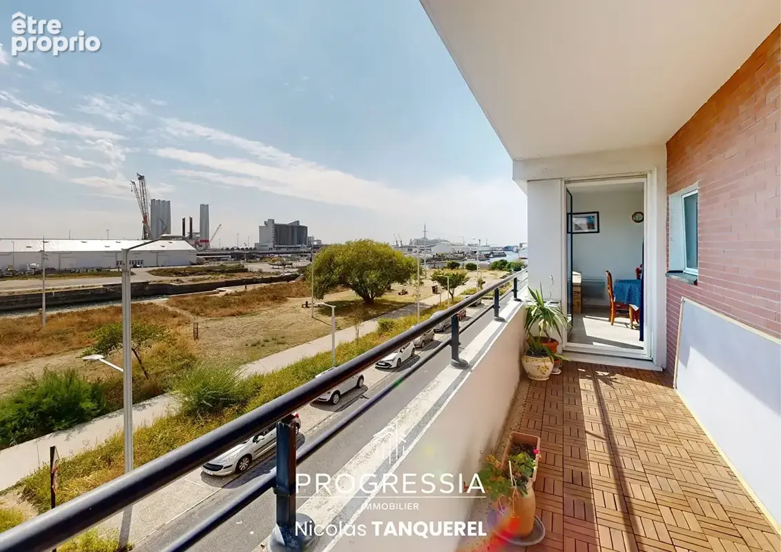 LE HAVRE - DOCKS VAUBAN Appartement 3 pièces de 69,76 m² avec balcon et garage ! - photo 1