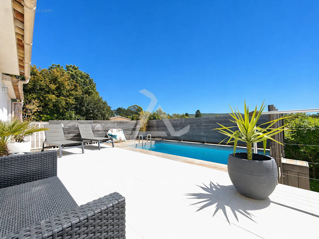 Maison à PORTO-VECCHIO