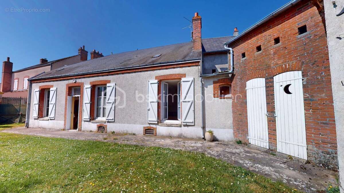 Maison à BOISCOMMUN