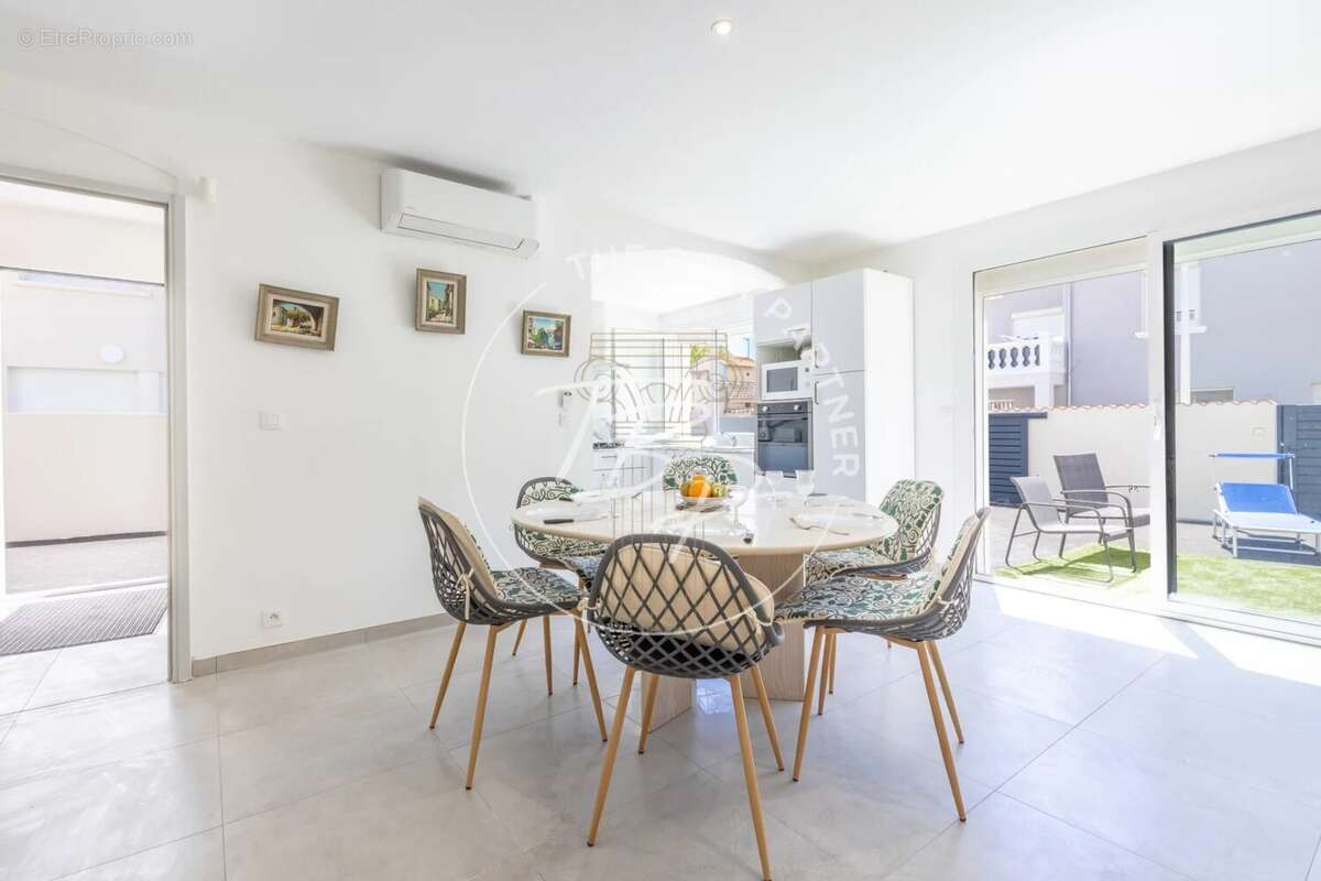 Maison à VALRAS-PLAGE