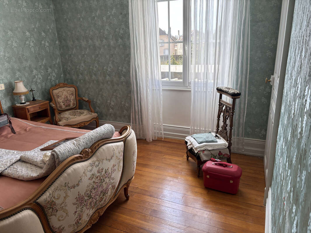 Maison à LUXEUIL-LES-BAINS