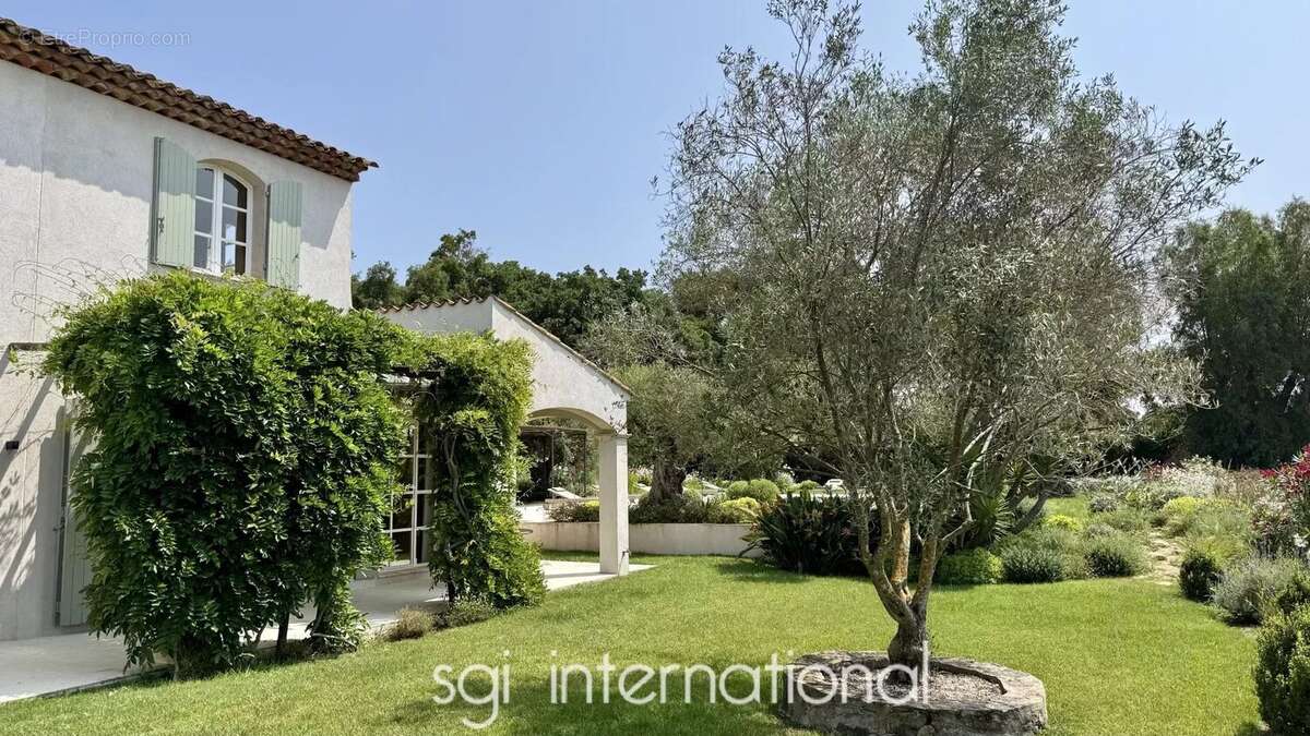 Maison à RAMATUELLE