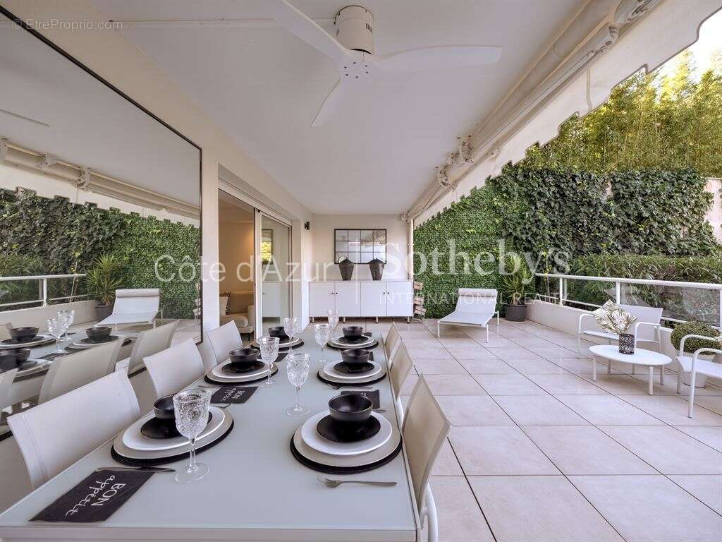 Appartement à CANNES