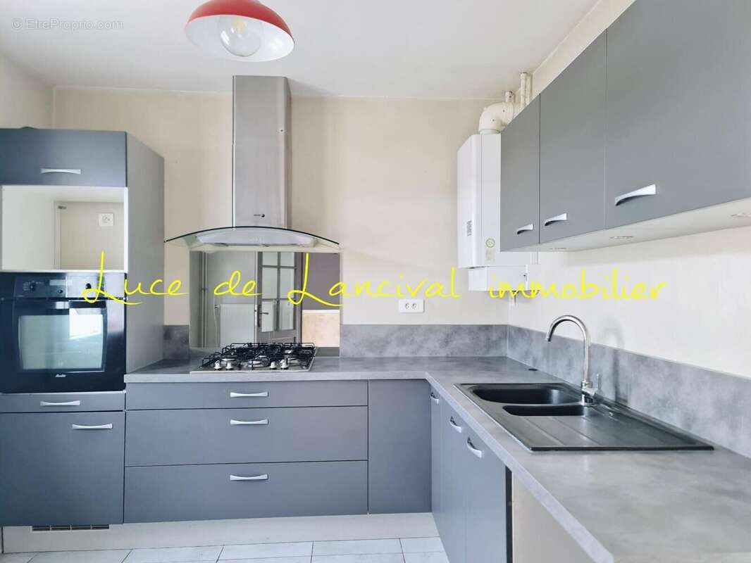 Photo 2 - Maison à SAINT-QUENTIN