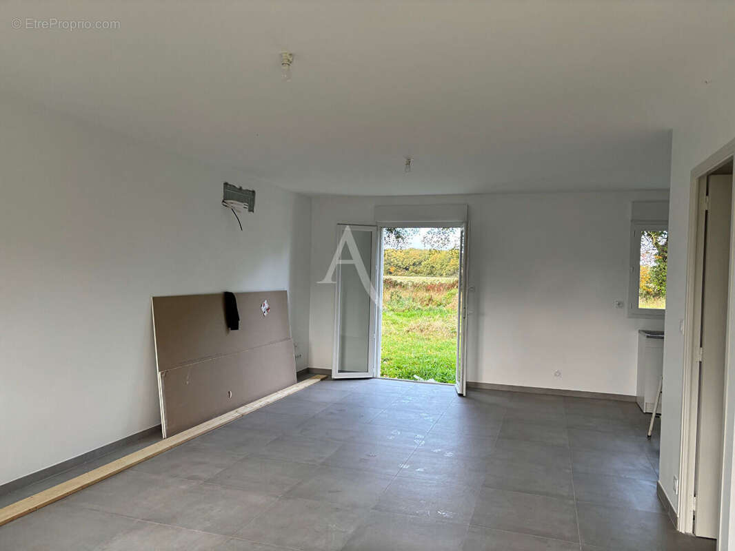 Maison à LE CELLIER