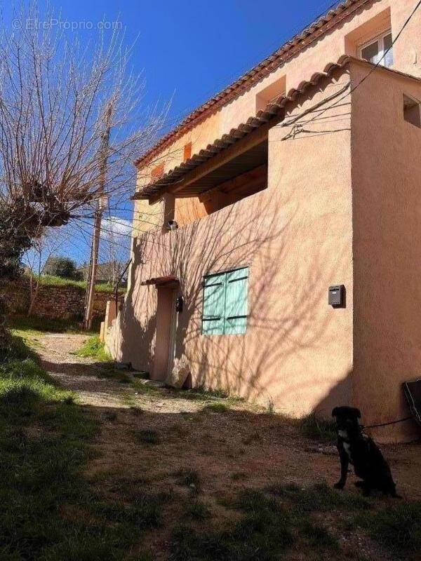 Maison à SAINT-JULIEN