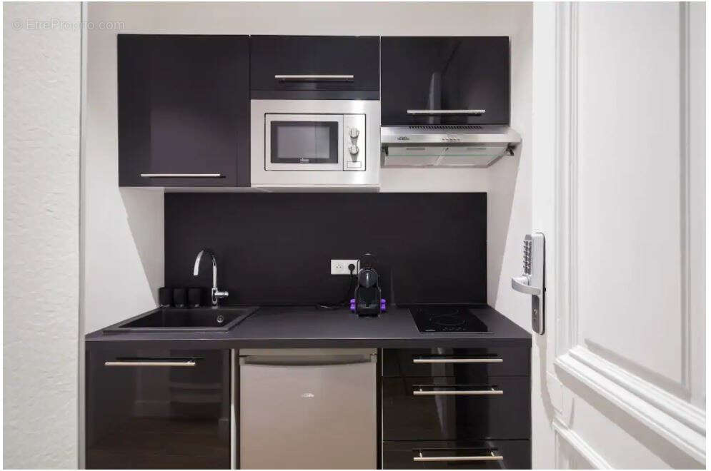 Commerce à PARIS-5E