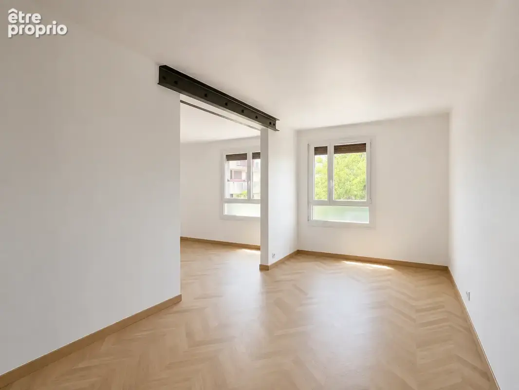 Appartement rénové de 5 pièces 95 m2 + cave - photo 2