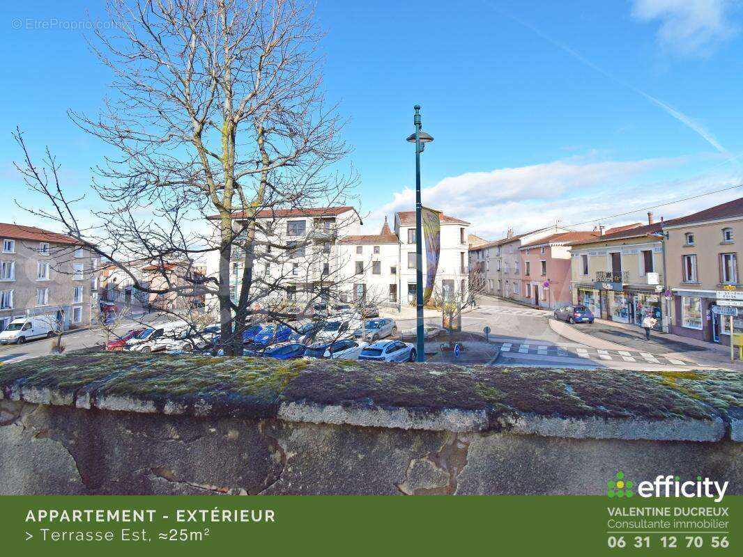 Appartement à CHAZELLES-SUR-LYON