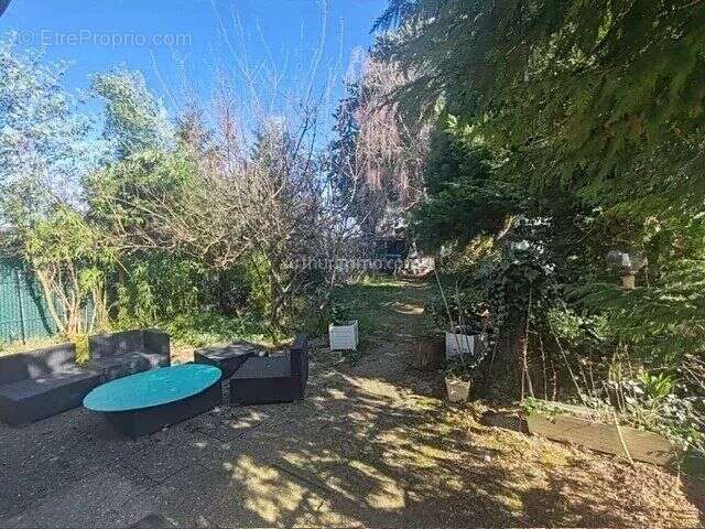 Maison à VILLENEUVE-SAINT-GEORGES