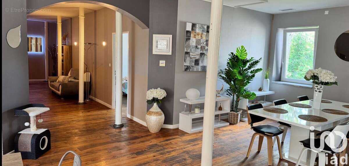 Photo 2 - Maison à CASTRES