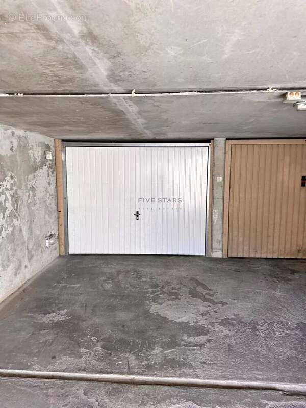 Appartement Vue Mer avec Terrasse et Garage à Antibes - photo 15