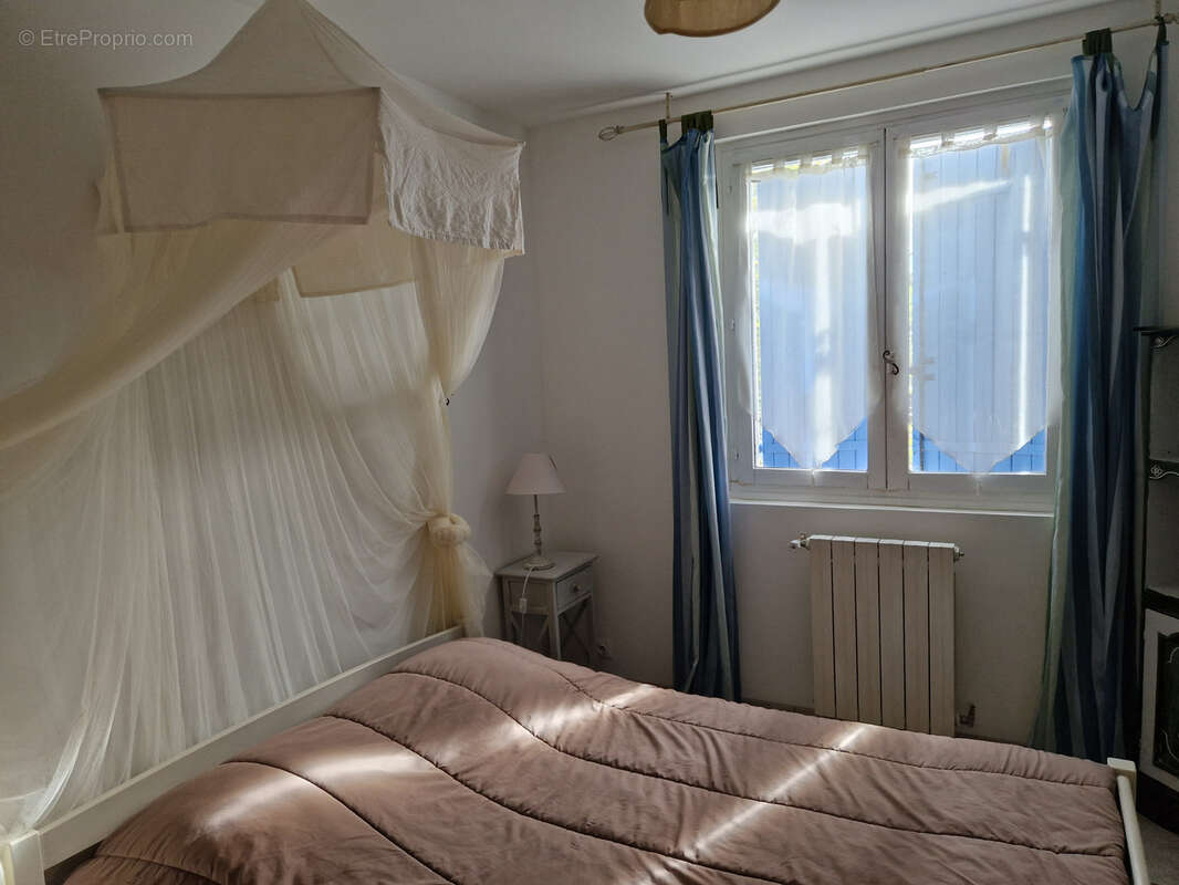 Maison à SAINT-JEAN-DU-PIN