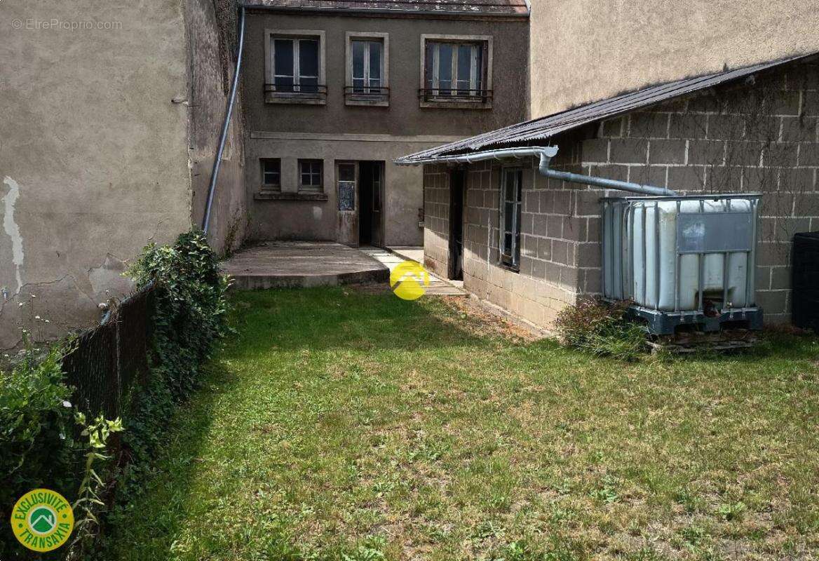 Maison ville a renover - photo 2