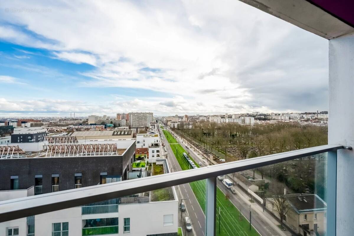 Appartement à IVRY-SUR-SEINE