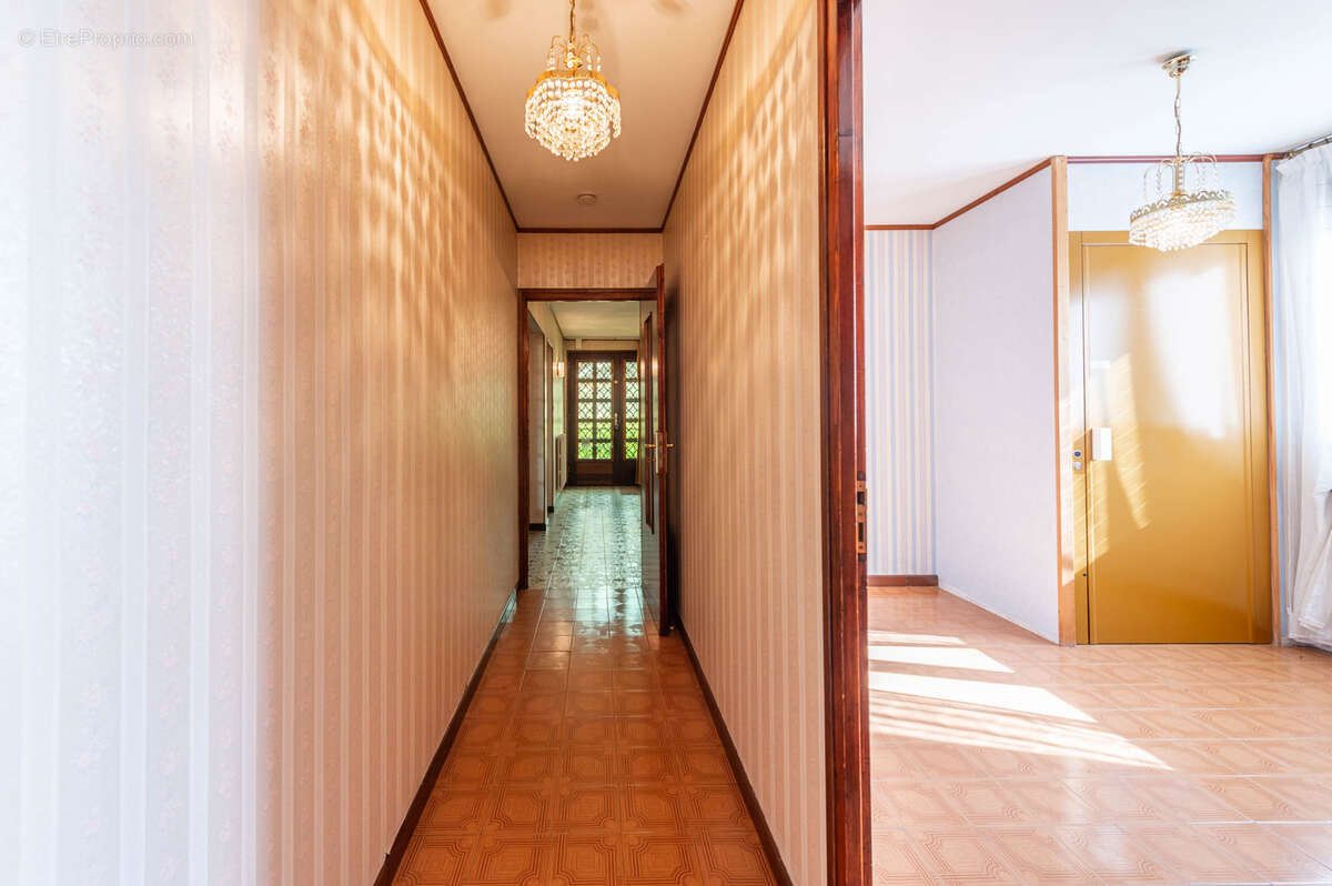 Maison à ALBERTVILLE