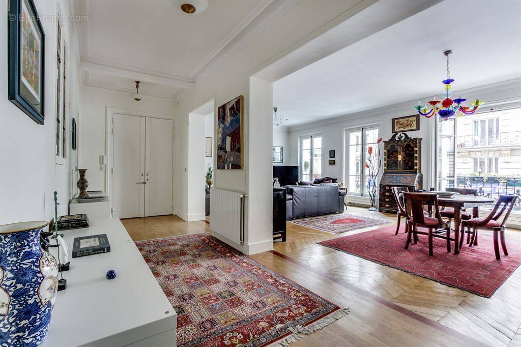 Appartement à PARIS-12E