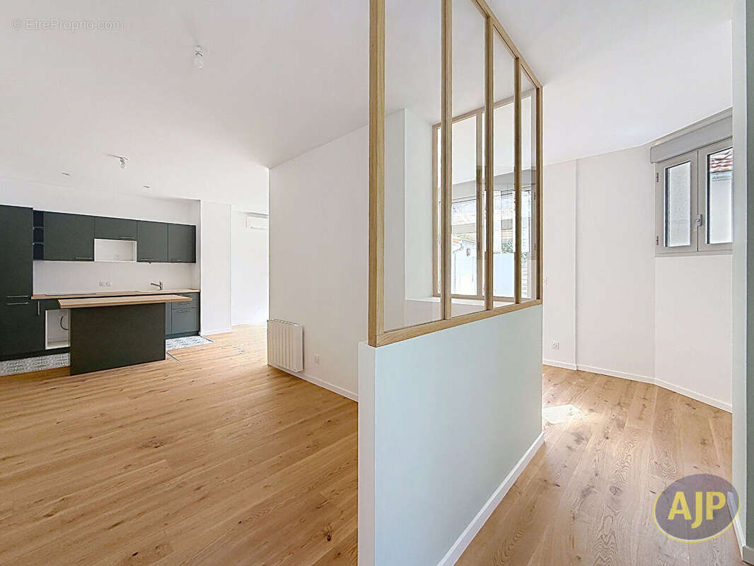 ARCACHON Proche centre et petit port T4 - 108.35m² - photo 13