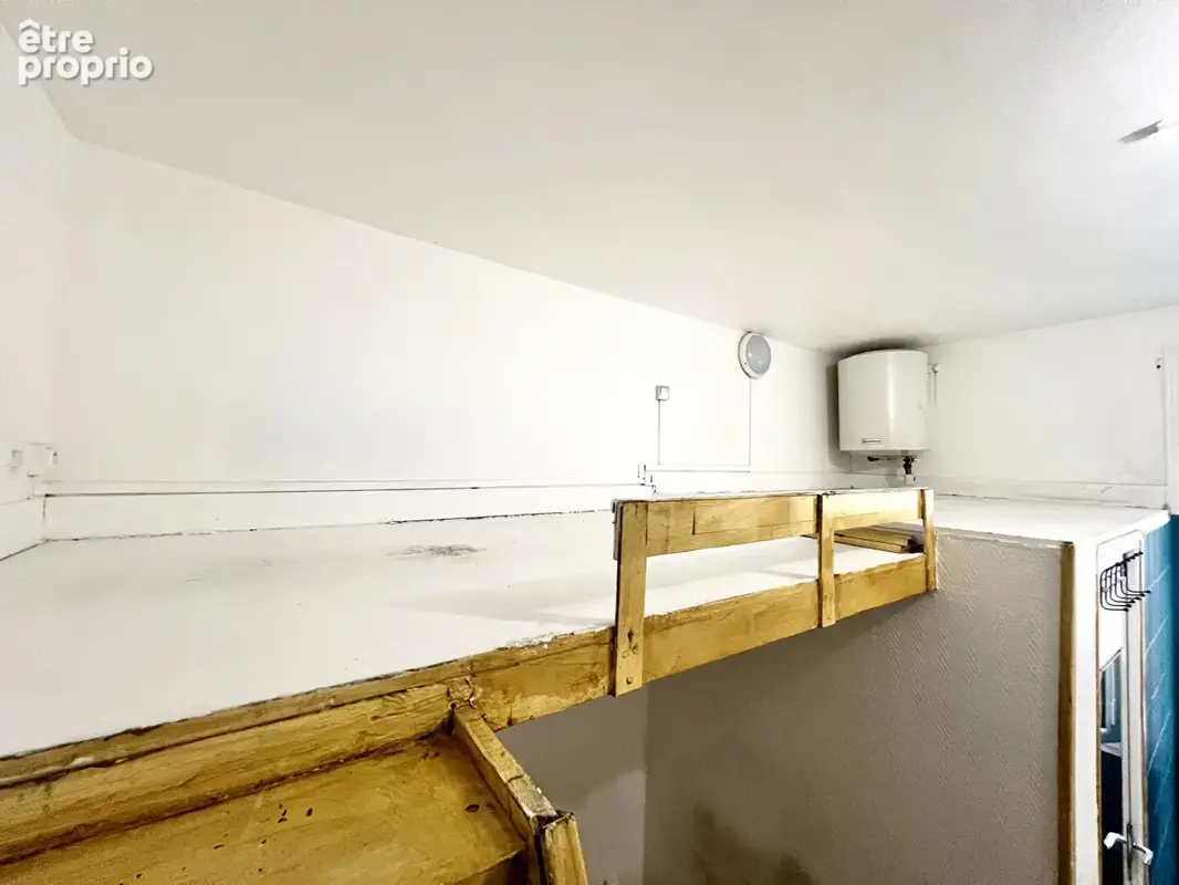 Paris 18ème - Jules Joffrin - Studio mezzanine 12.85 m2 - photo 5