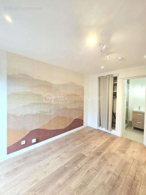 Appartement à RUEIL-MALMAISON