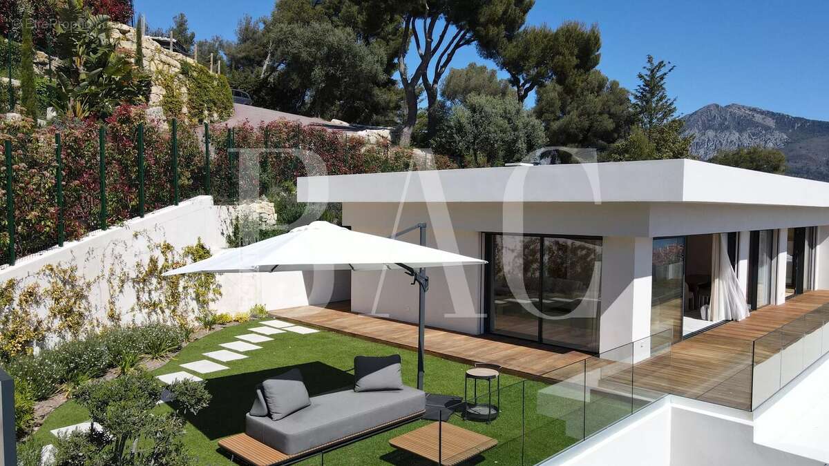 Maison à ROQUEBRUNE-CAP-MARTIN