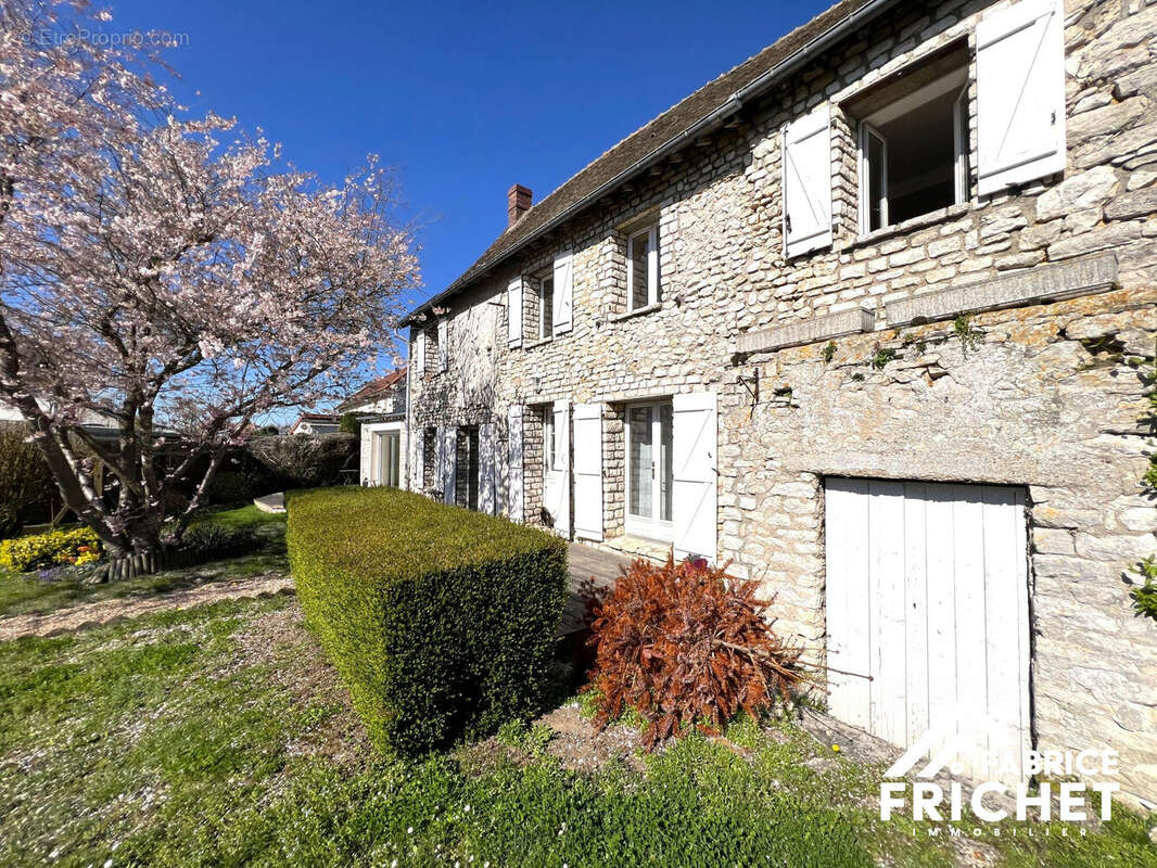 Maison à VILLIERS-EN-DESOEUVRE