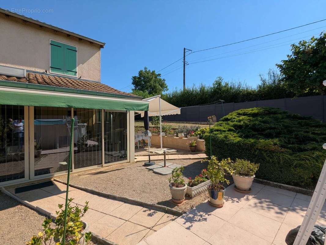 Maison 127 m² à Hurigny  - photo 9