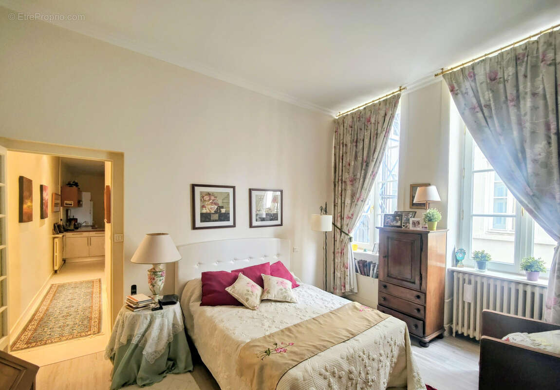 Appartement à LYON-6E