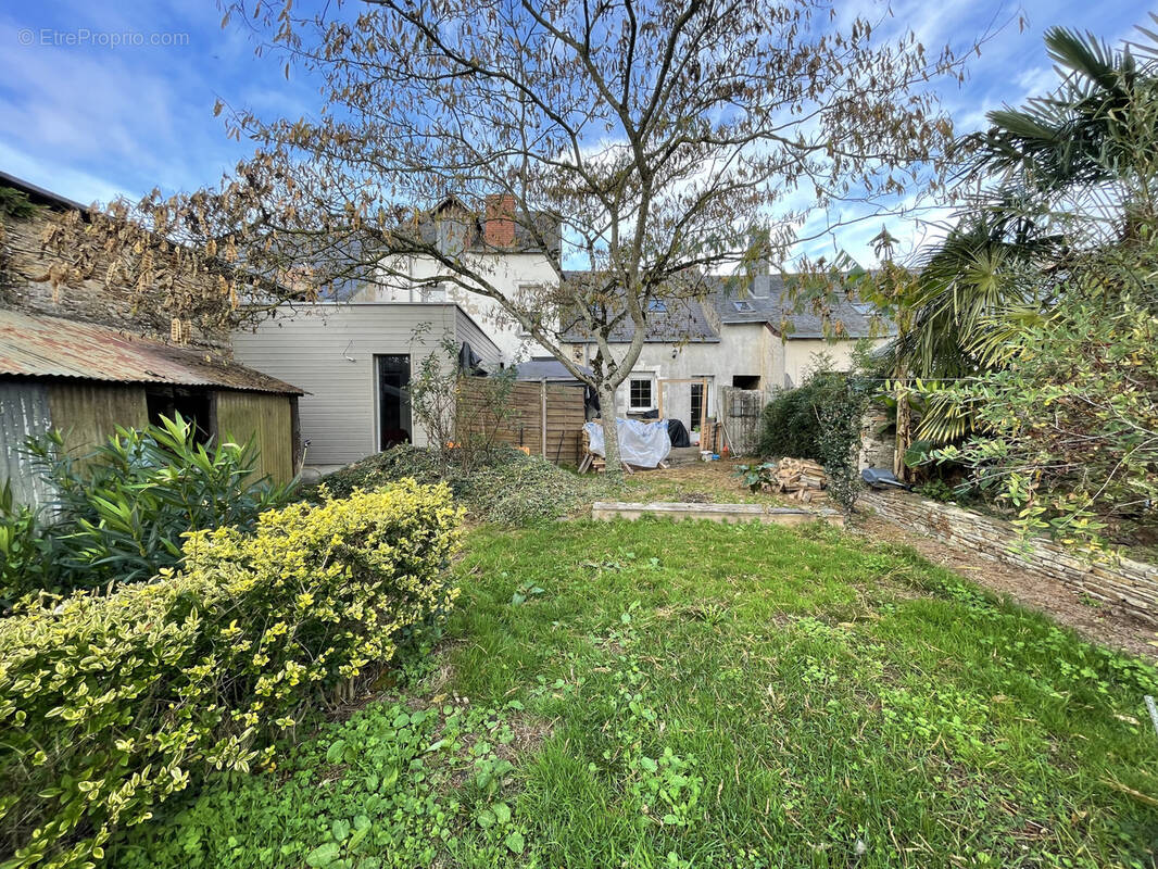 Maison à LA CORNUAILLE