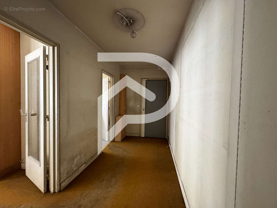 Appartement à PARIS-19E