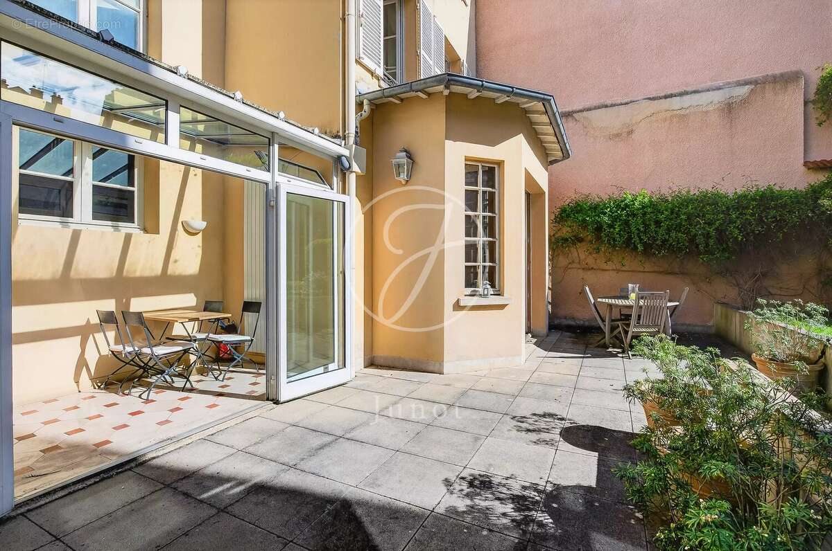 Maison à VERSAILLES