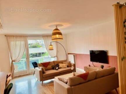 Appartement à SAINT-ETIENNE