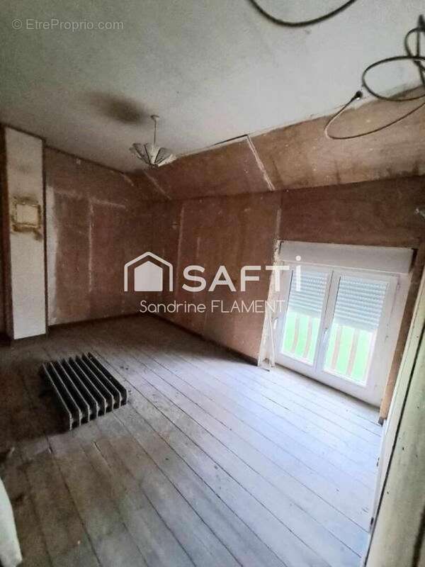 Photo 6 - Maison à COUCY-LA-VILLE